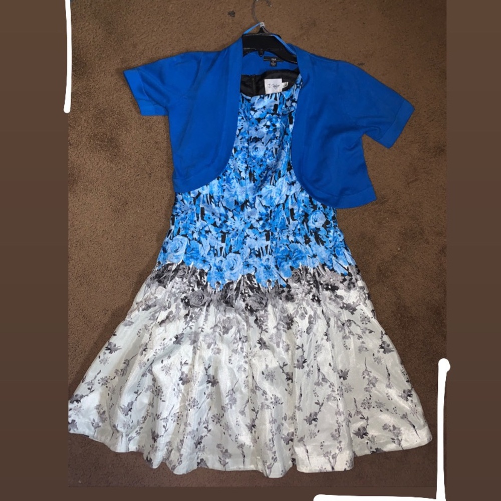 ⭐️SALE⭐️ J. Taylor Blue Floral Print Ombré Dress